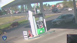 Tigard police search for suspect in alleged carjacking at gunpoint by KOIN 6 345 views 18 hours ago 34 seconds