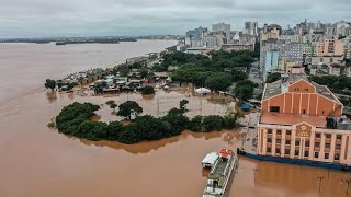 NOVA CHEIA DO LAGO GUAÍBA CRIA FORTES ONDAS EM PORTO ALEGRE NO RIO GRANDE DO SUL