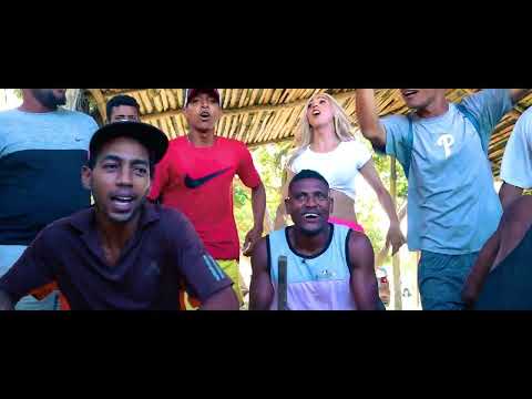 MEL NEUT - CHAMA CANDELA (Official Video)