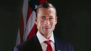 Glenn Powell John Politics (original)
