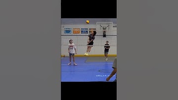 Unbelievable moments ☠️🗿. [subscribe] #volleyball #viralvideo #sports #algorithms #algorithm