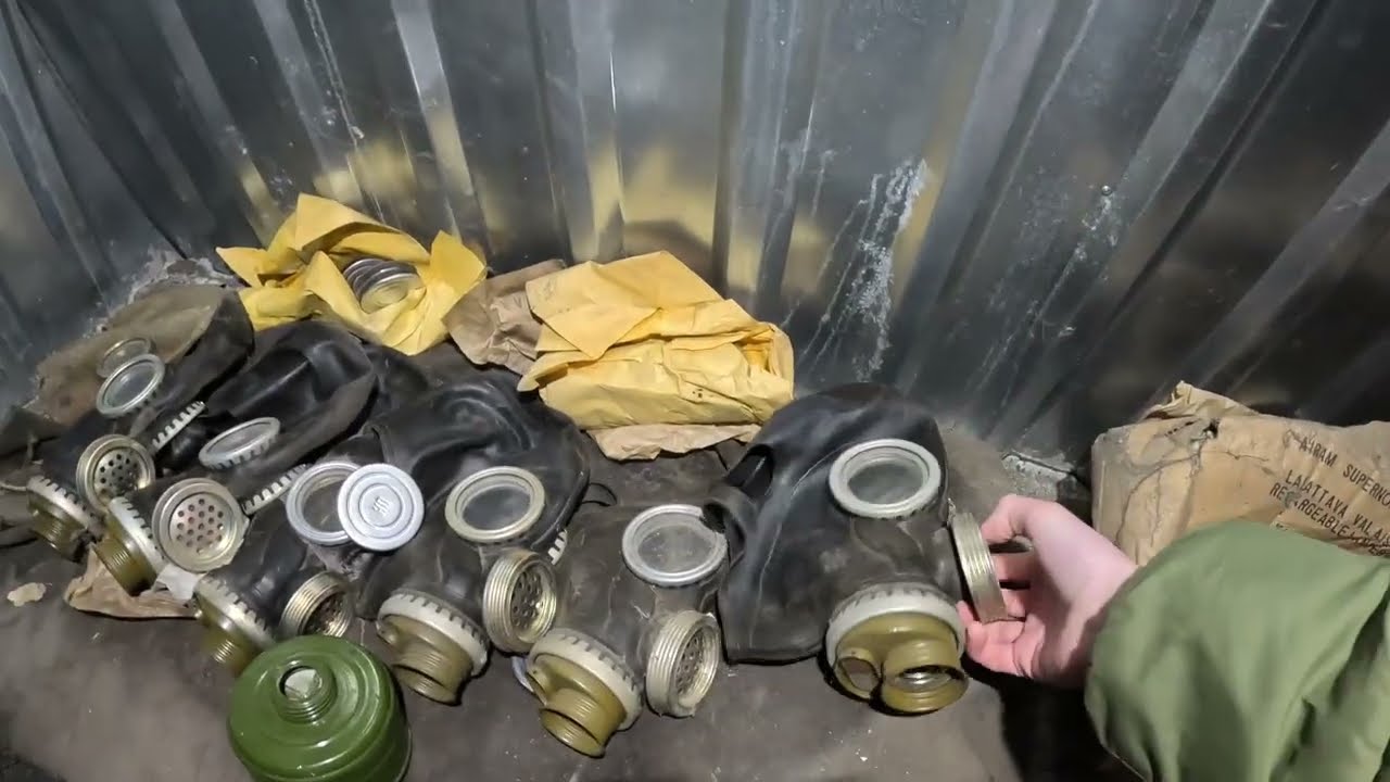 Заброшенный склад и небольшое здание #эстония #заброшка #urbex #abandoned #history 