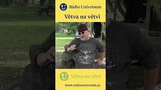 Bloger Ladislav Větvička na Rádiu Universum s pořadem Větva na větvi