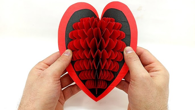 Yalangoch qizlar dumbalarini suratga olishadi