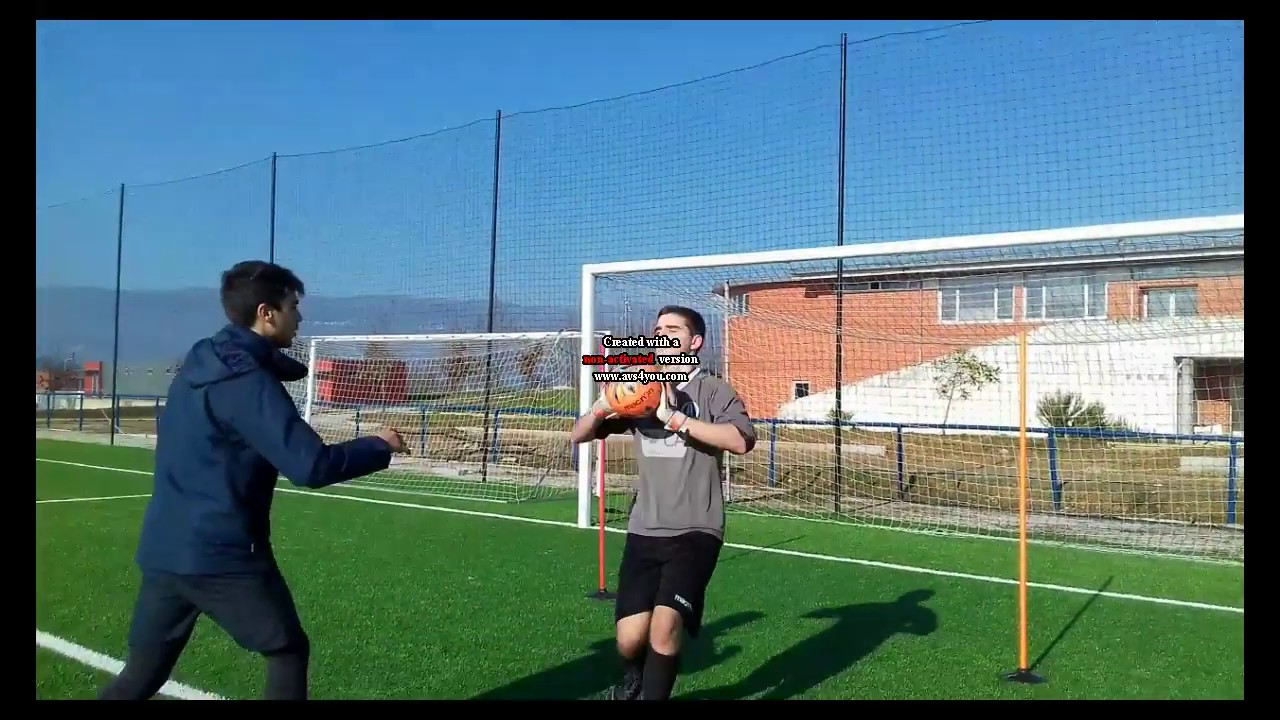 Goalkeeper training reaction and coordination - ACDE Diogo Cão