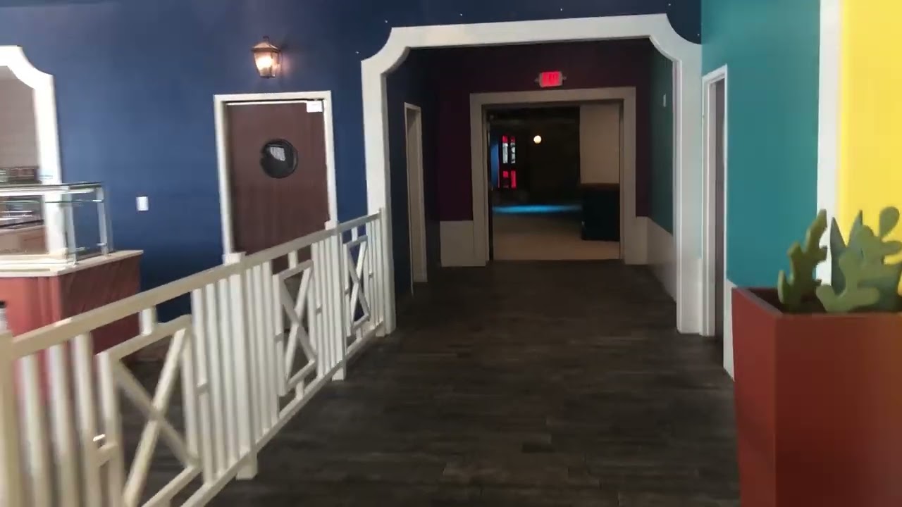 Castaway Bay water park and resort in Sandusky Ohio