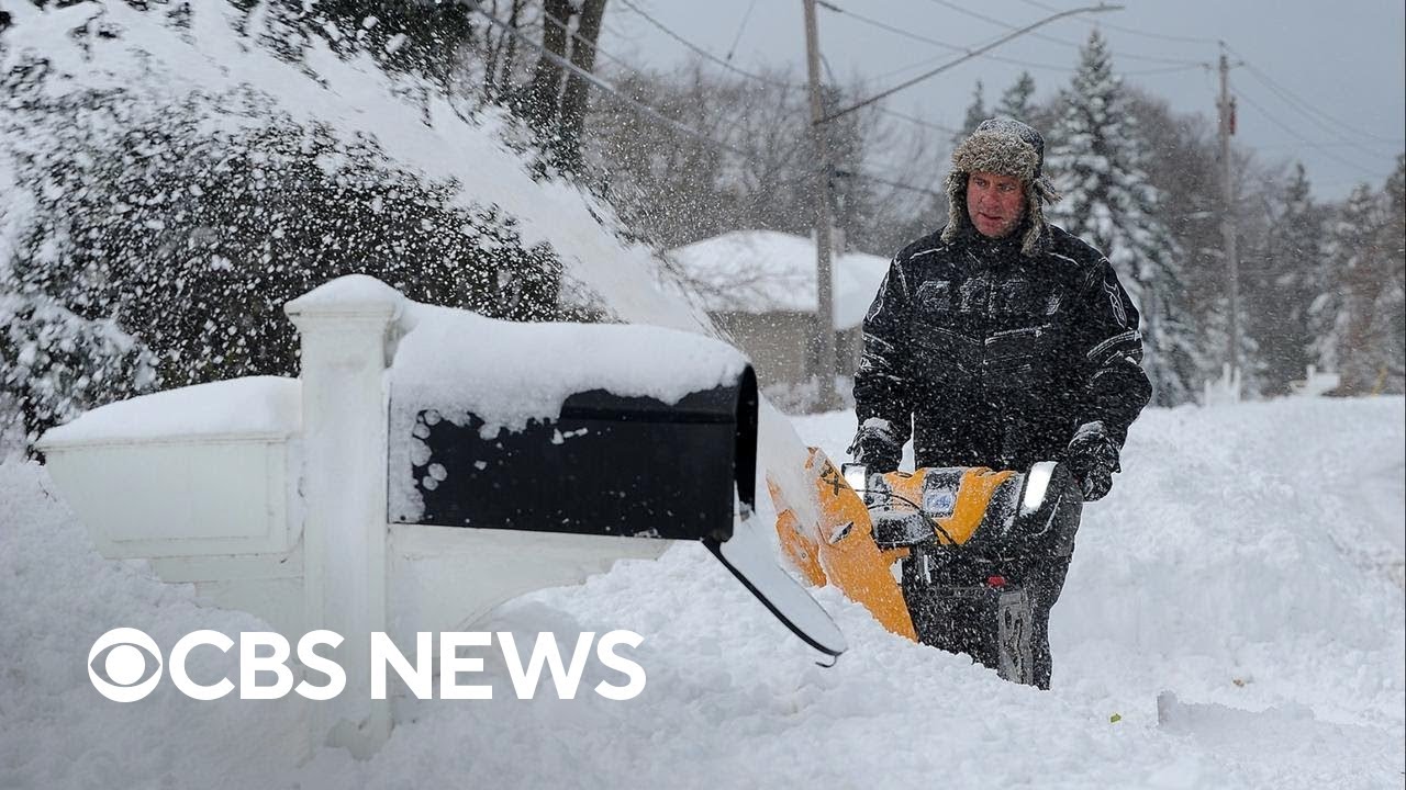 Great Lakes region digging out from winter storm - YouTube