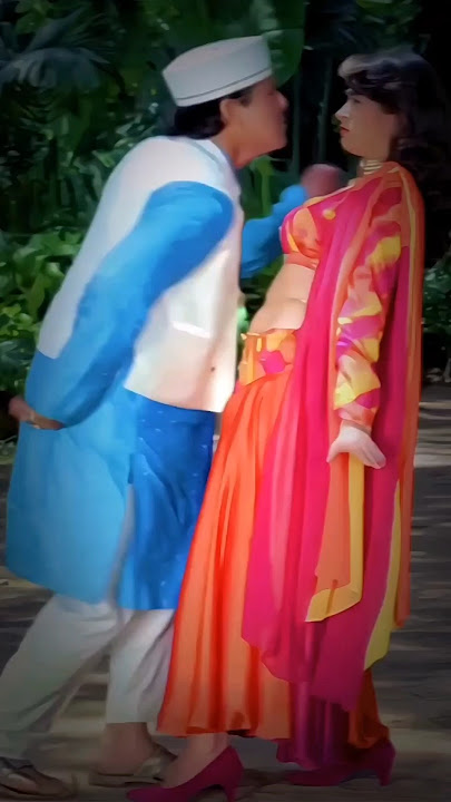 Karishma Kapoor and Govinda's AMAZING Dance Performance in Gujarati music #shortsfeed #Bollywood
