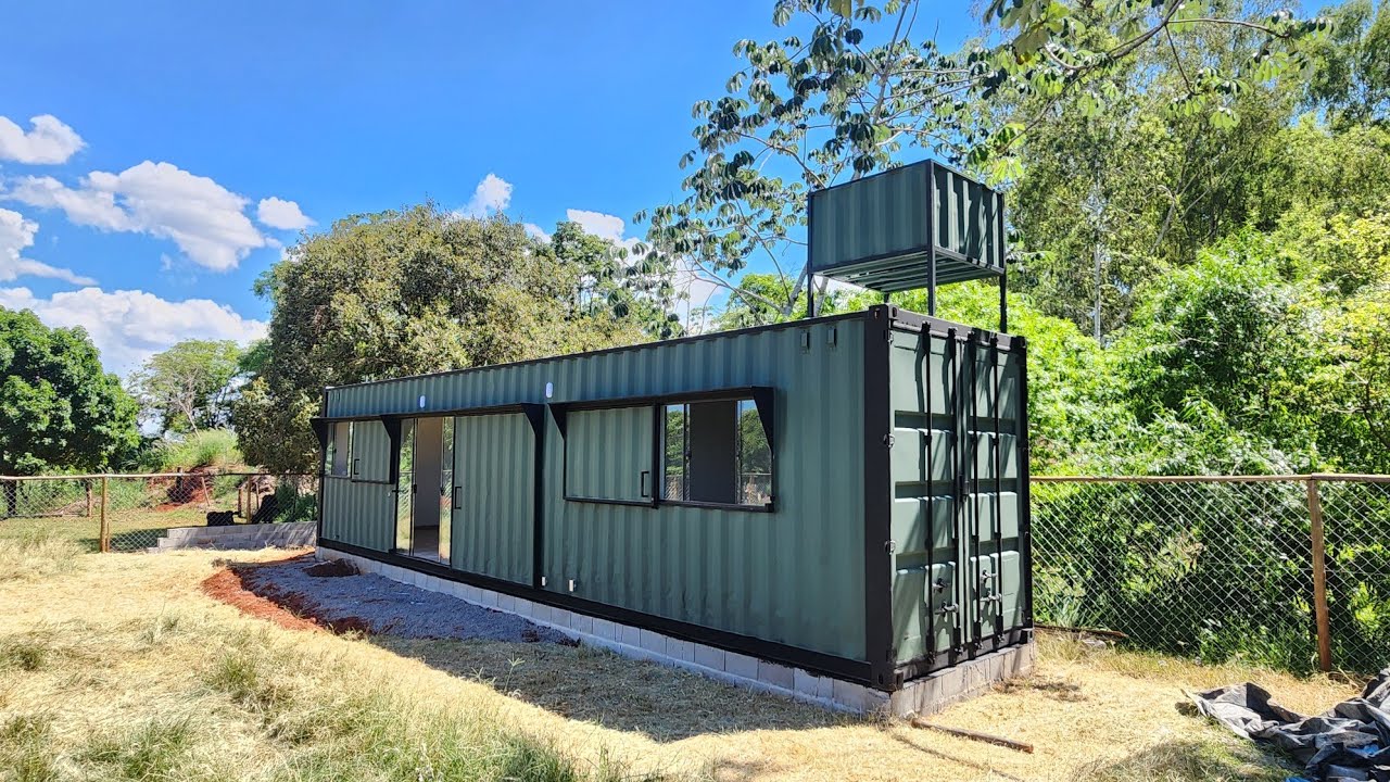 A entrega mais distante do ano! Rosana/SP. Casa Container 30m2 - Azul ...