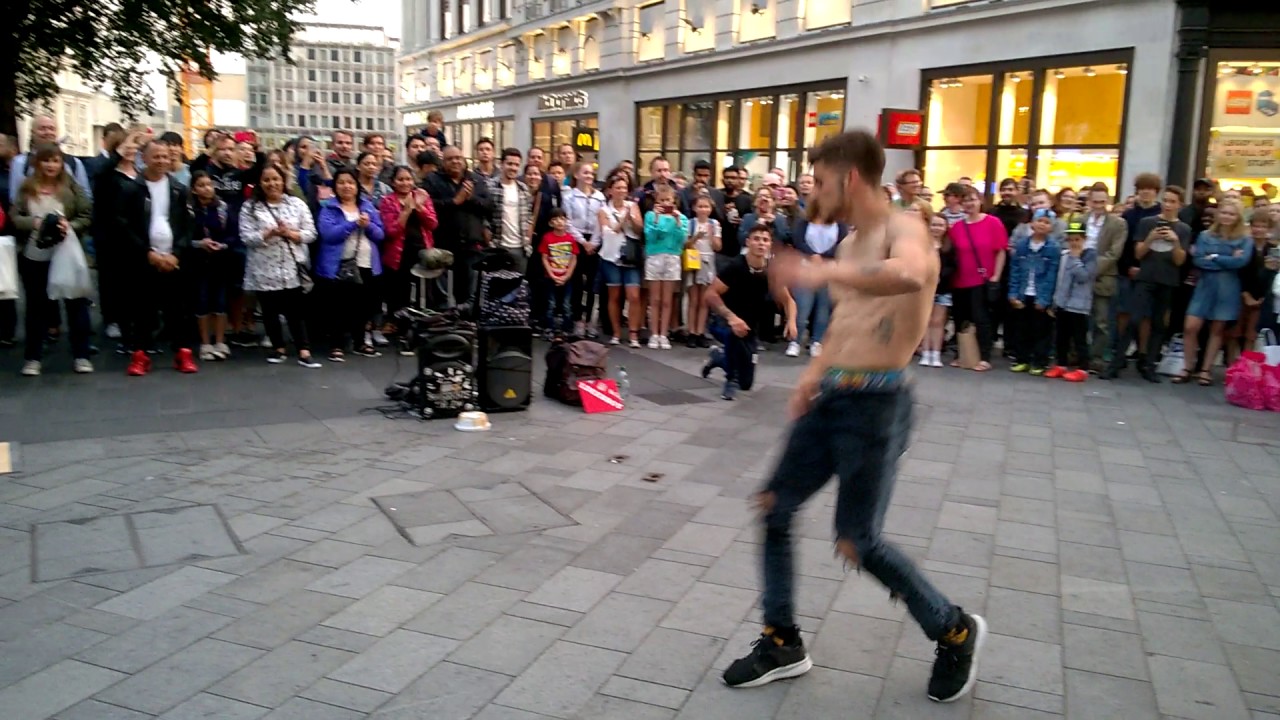 London street performers YouTube