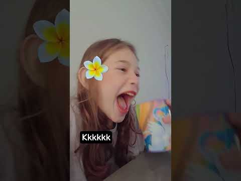 @JuliaViana220416