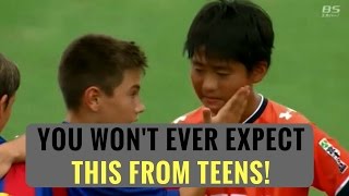 Teen soccer players do this unbelievable act of compassion (WION Edge)