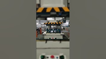 fully automatic loading and unloading robot