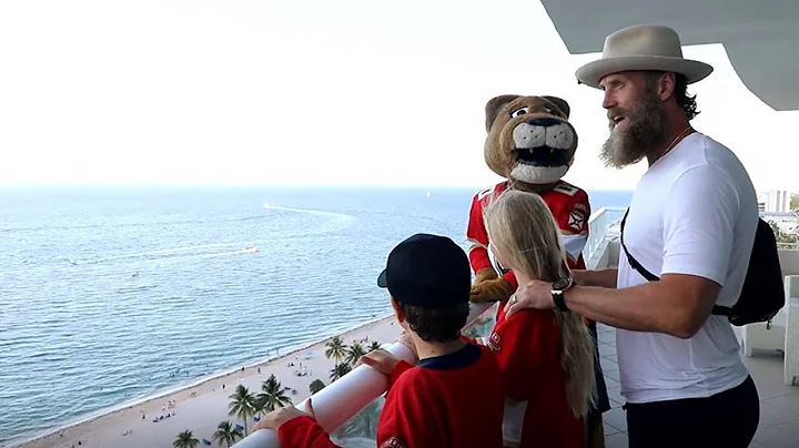 Joe Thornton arrives in South Florida