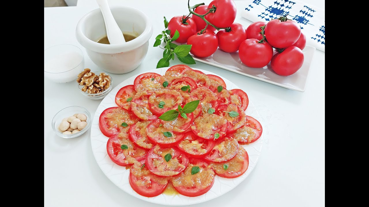 EXQUISITA RECETA DE TOMATE ALIÑADO CON  ALMENDRAS Y  NUECES