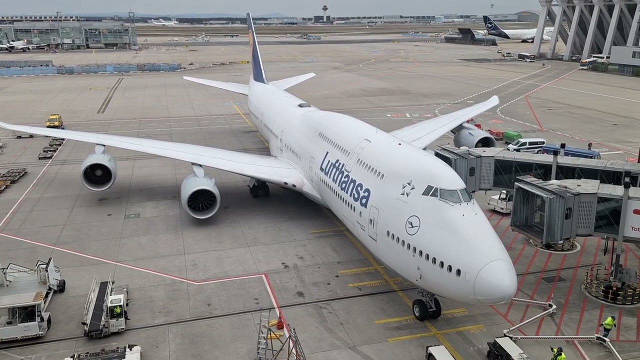 D-ABYM LH418 pushback to Washington D.C. B747-8i Taufname Bayern frankfurt airport 