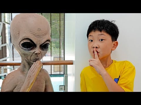 예준이 집 외계인 숨바꼭질 찾기놀이 자동차 장난감 Hide and Seek with Alien
