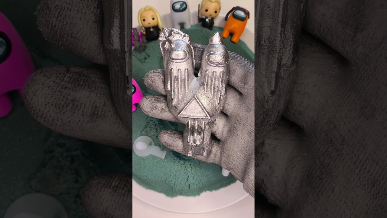 twins AmongUs and squid game 