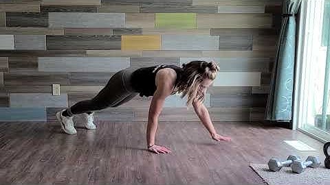 Staggered Push-Up - How To workout | With the WeStrive App