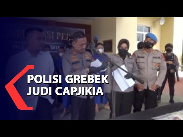 Polisi Grebek Judi Capjikia class=
