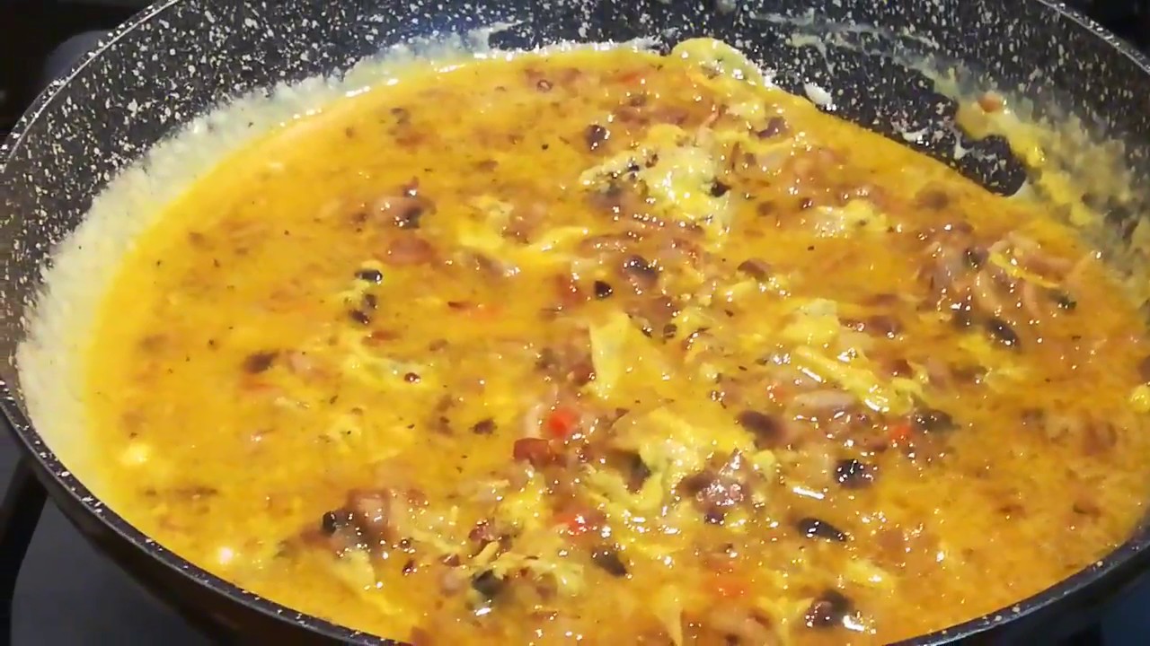 Frittata con cipolla e funghi misti. Vai nella descrizione e scarica il mio Ebook gratuito