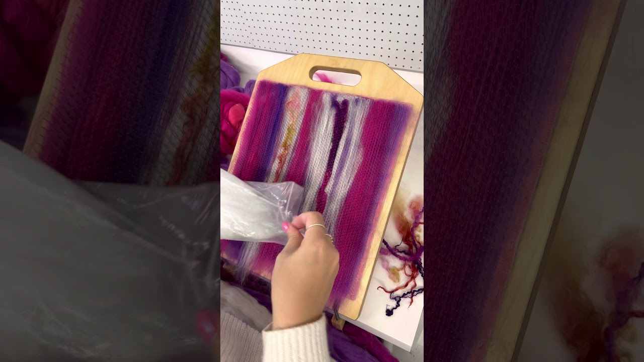 ASMR Blending Video, creating a batt with fibres for spinning, crafting ASMR, art yarn process