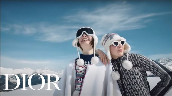 The Film of the CHANEL Coco Neige 2021/22 Collection Campaign — CHANEL 