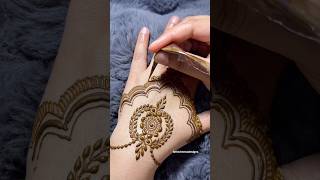 Dome Mehendidesign #simplemehndi #easymehndi #backhandmehndi #hennadesign #mehendi