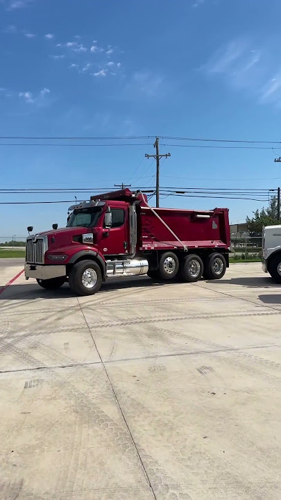 2022 Western Star 49X. 131,000 Original Miles / Stock #4646