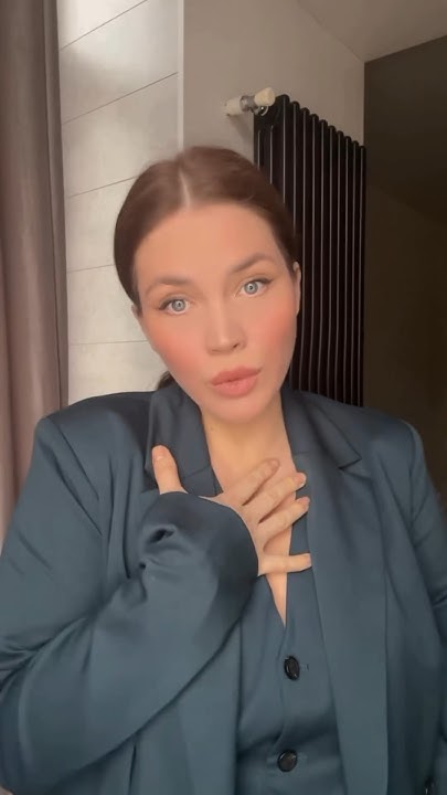 Что все таки украшает девушку ? - YouTube