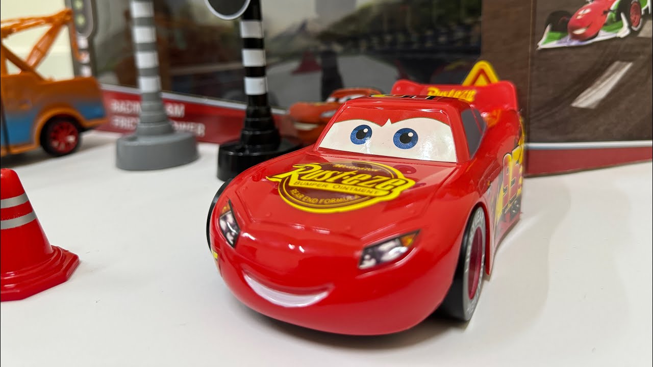 Unboxing Mac lightning queen rusteez car and road trip - YouTube