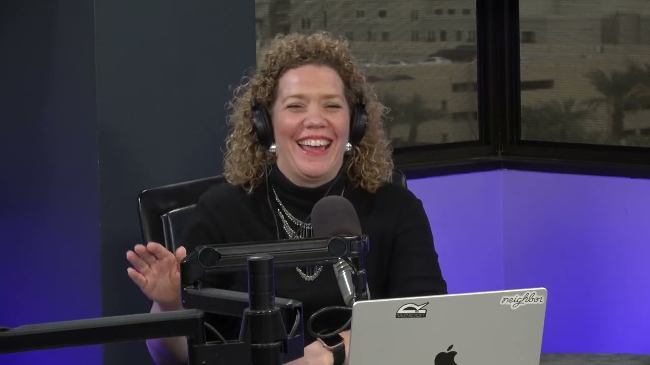 Scottsdale Matchmaker, Cat Cantrill