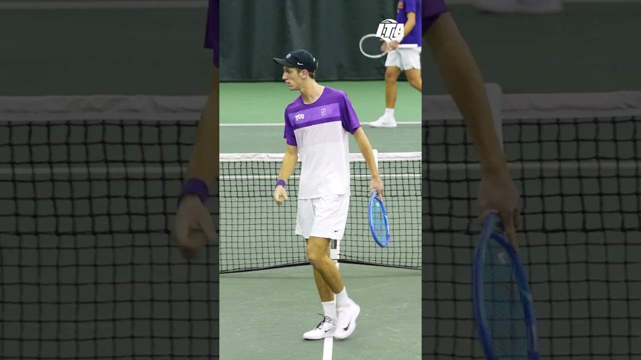 TCU takes the early doubles point to lead 1-0 heading into singles 🔥 | ITA College Tennis
