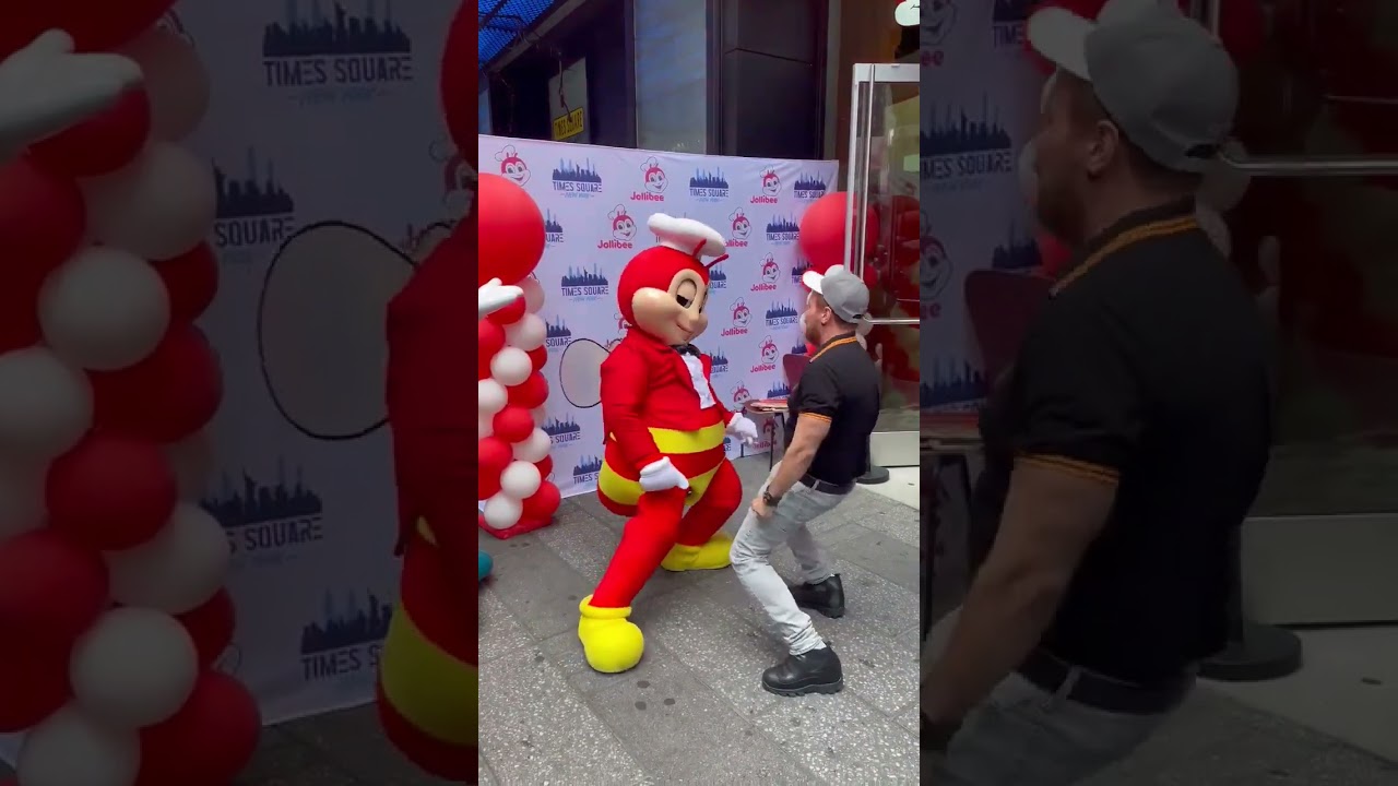 Jollibee Times Square New York City opening! Dance with Bee!
