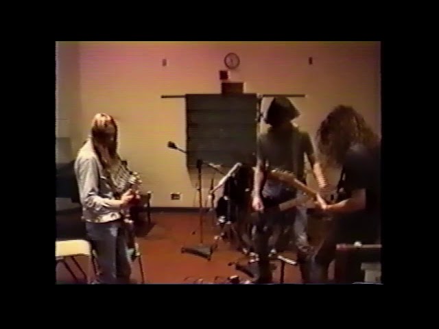 Nirvana (studio footage) - June, 1989, The Evergreen State College, Olympia, WA class=