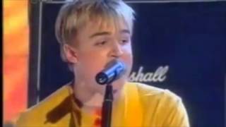 McFly - First Live Performance (CD:UK) | 2003