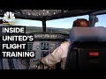 What It Takes To Become A Pilot — inside United&#39;s Simulator