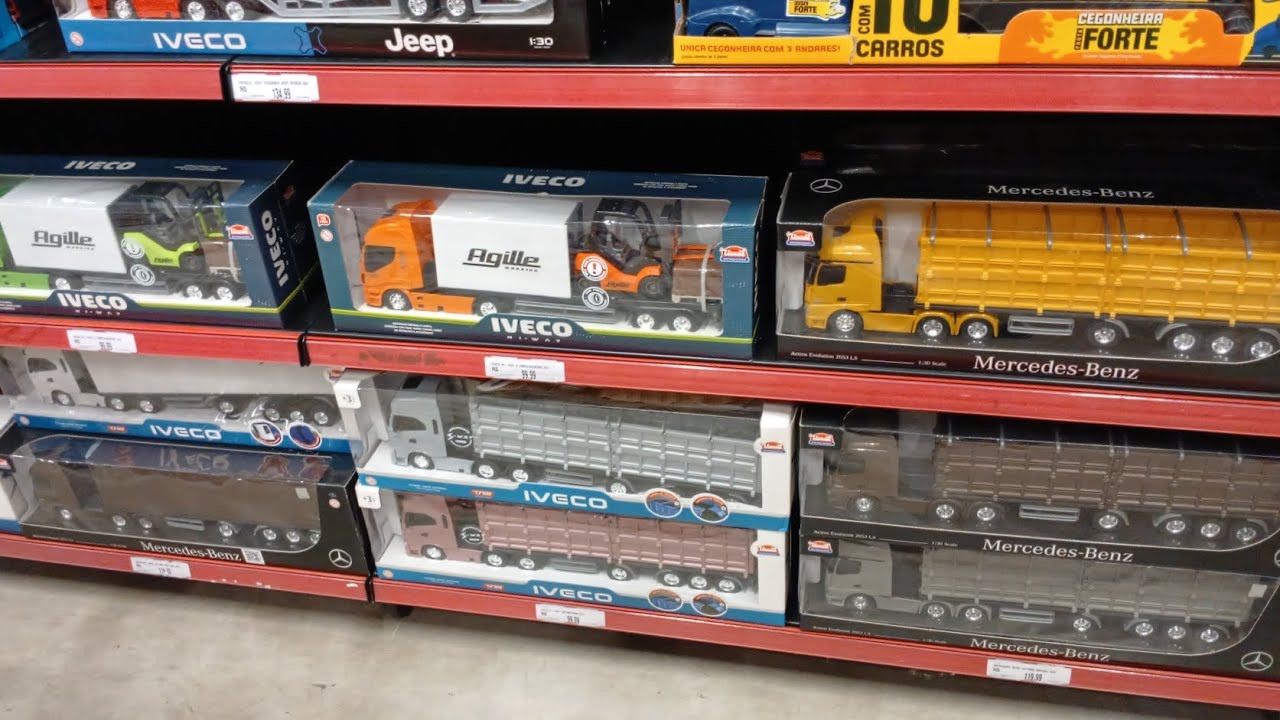 Fui na Loja de Caminhões em Miniaturas Atrás das Scania Diverplas Encontrei Outros Modelos diferente