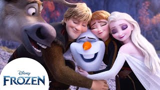 Miniatura del video "Elsa & Anna Reunite with Olaf | Frozen"