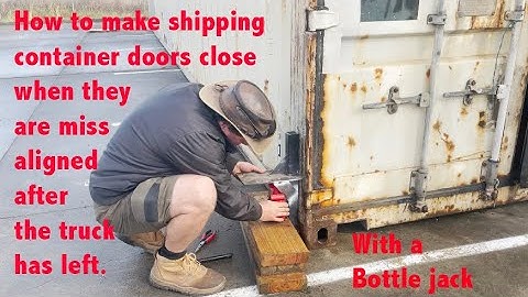 how to close stuck door on shiping container