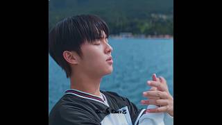 Suho Try Iconic Titanic Pose  twinklingwatermelon suho kdrama