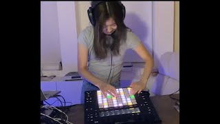 Papercut (Live Cover | Electronic Performance by Bethanie Liu)