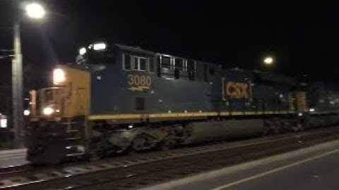 [CSXT] [3080] GE ES44AH & [4060] EMD SD40-3 Leads Q401-22 Headed SB Pulling Hard In Fay NC