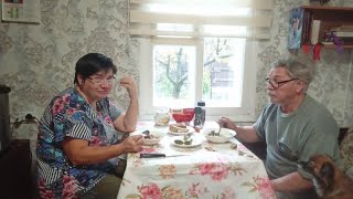 видео: Семья готовит еду в казане. Вкусно кушаем картинка: Семья готовит еду в казане. Вкусно кушаем