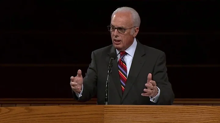 John MacArthur leading the singing of It Is Well at Shepherds' Conference 2015