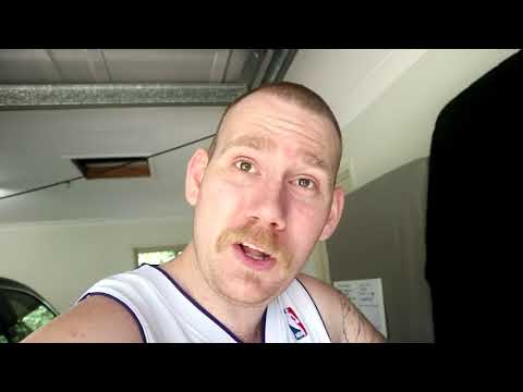 VLOG #13 - Woma Python hatchlings, cleaning snake tubs and putting up the Christmas tree!!!!