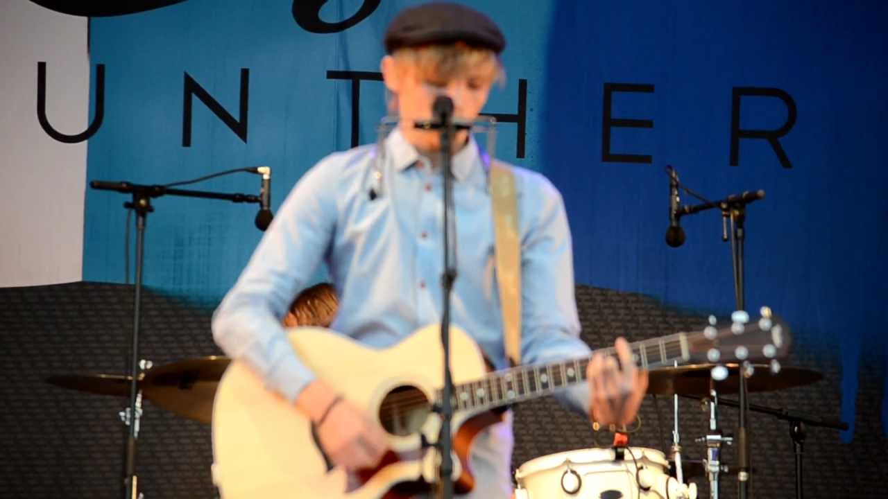 Ulrik Munther - Soldiers