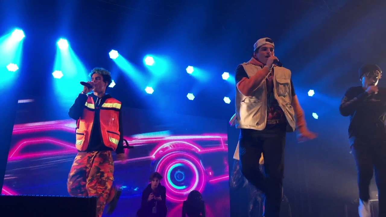 PRETTYMUCH BOSTON- ON MY WAY