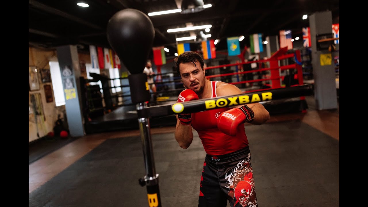 Босса спортивная. Тренажеры для бокса и единоборств. Спарринг тренажер для бокса. Тренажер для бокса дровосек. Бокс .бар.