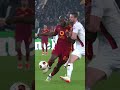 Lukaku’s strength is unmatched 🤯